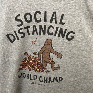 Social Distancing World Champ Men’s T Shirt XL